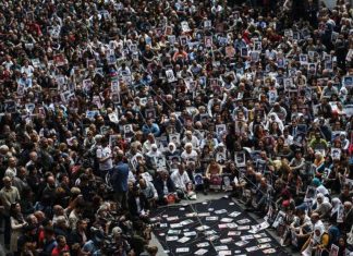 İNSAN HAKLARI ÖRGÜTLERİ CUMARTESİ ANNELERİ’NİN YANINDADIR: BU TEMELSİZ DAVAYA SON VERİN