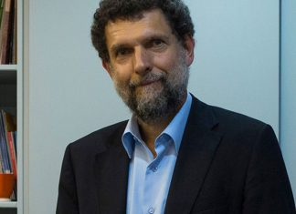 SUSMUYORUZ VE TEKRAR EDİYORUZ: OSMAN KAVALA’YI SERBEST BIRAKIN!